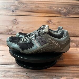 Diesel Men's Korbin II Blue/Navy and Gray Sneakers VTG